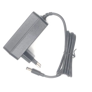 Lampe EXR1700FR avec chargeur 4Ah, sans batterie